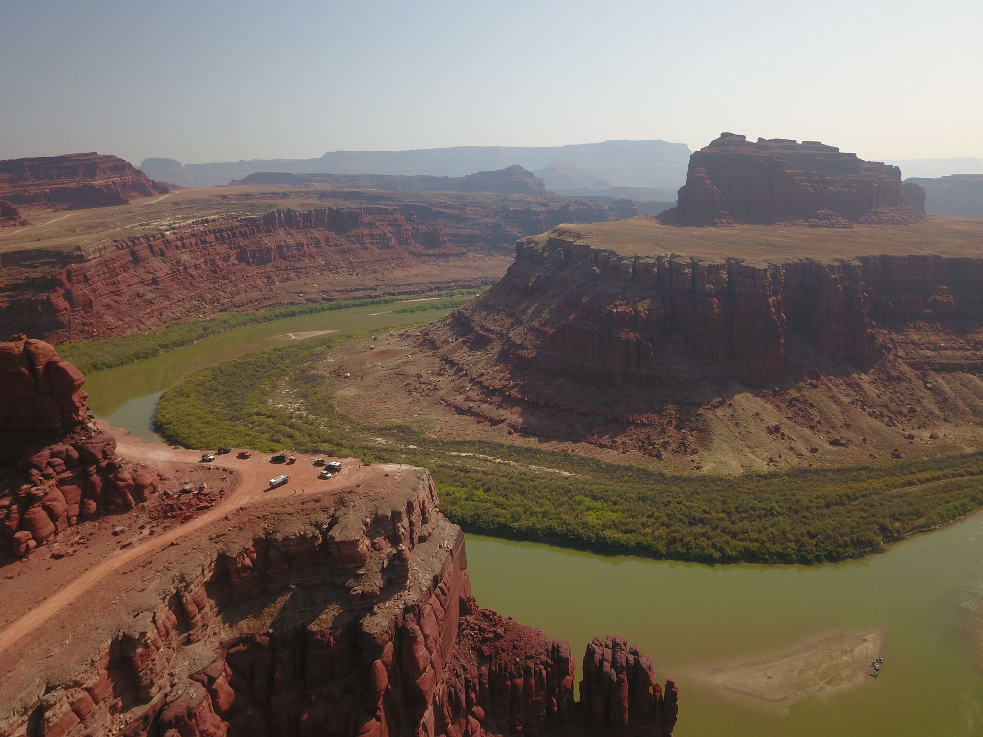 Shafer Trail - Epic Off-Roading Adventure in the Canyonlands