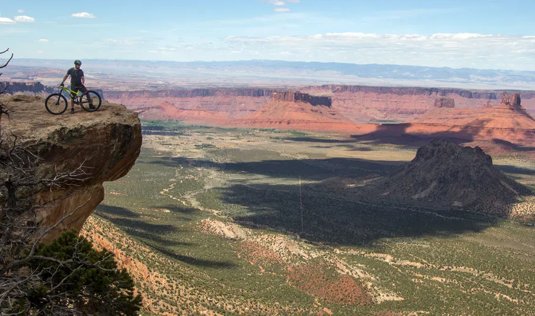 Shafer Trail - Epic Off-Roading Adventure in the Canyonlands