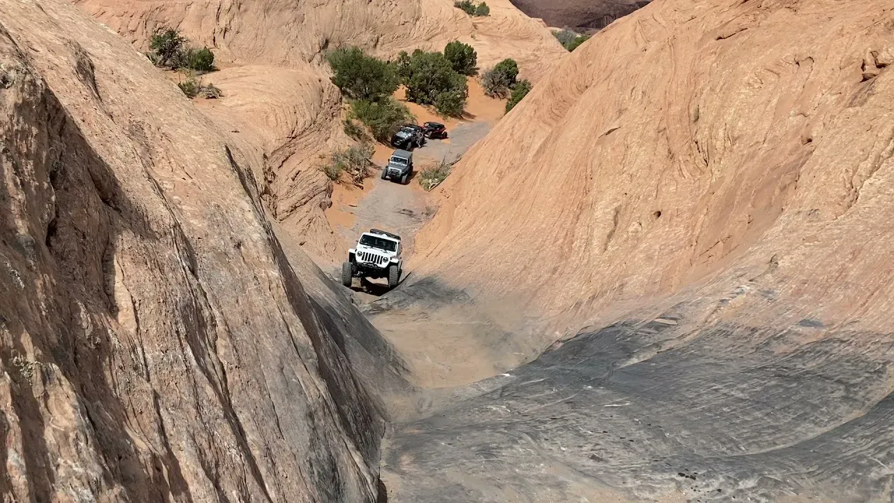 Shafer Trail - Epic Off-Roading Adventure in the Canyonlands